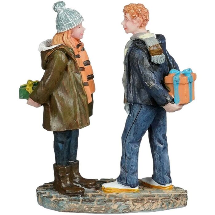Giving presents 7 cm - Luville Giving presents 7 cm - Luville