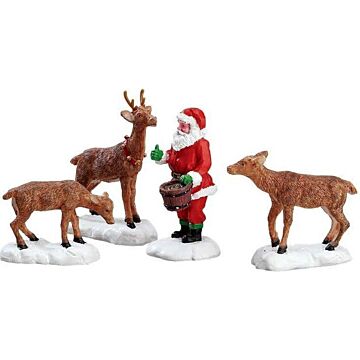 LEMAX SANTA FEEDS REINDEER, SATZ VON 4