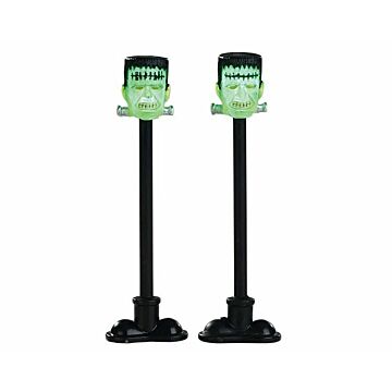 Lemax Frankenstein Lamp Post, Set mit 2