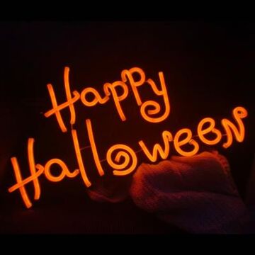Neonlicht Happy Halloween Orange